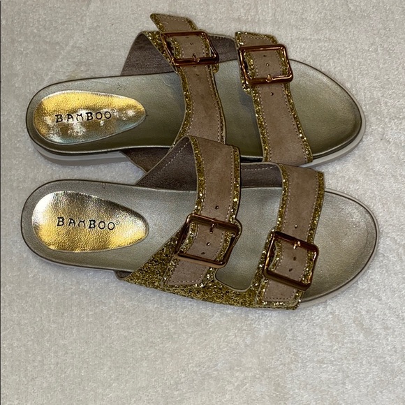 Bamboo Gold Glitter Sandals - Picture 2 of 7